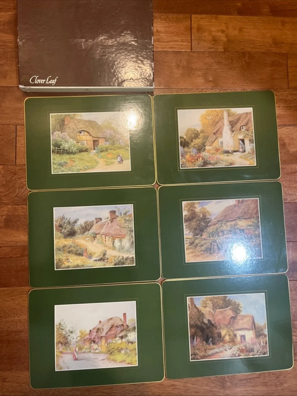 Clover Leaf Green Placemat Set of 6 with Cottage Artwork